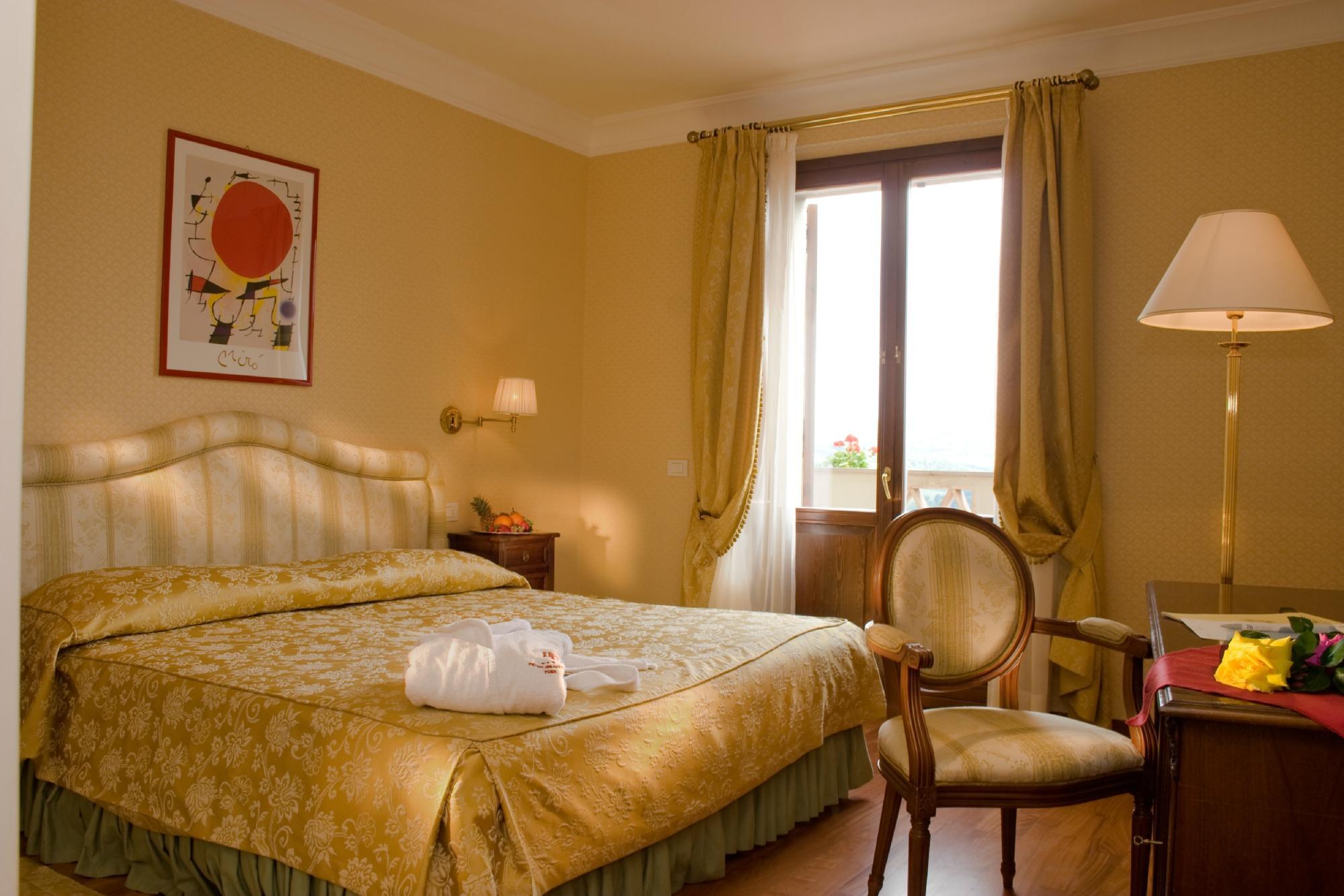 Hotel Bramante Todi Kültér fotó