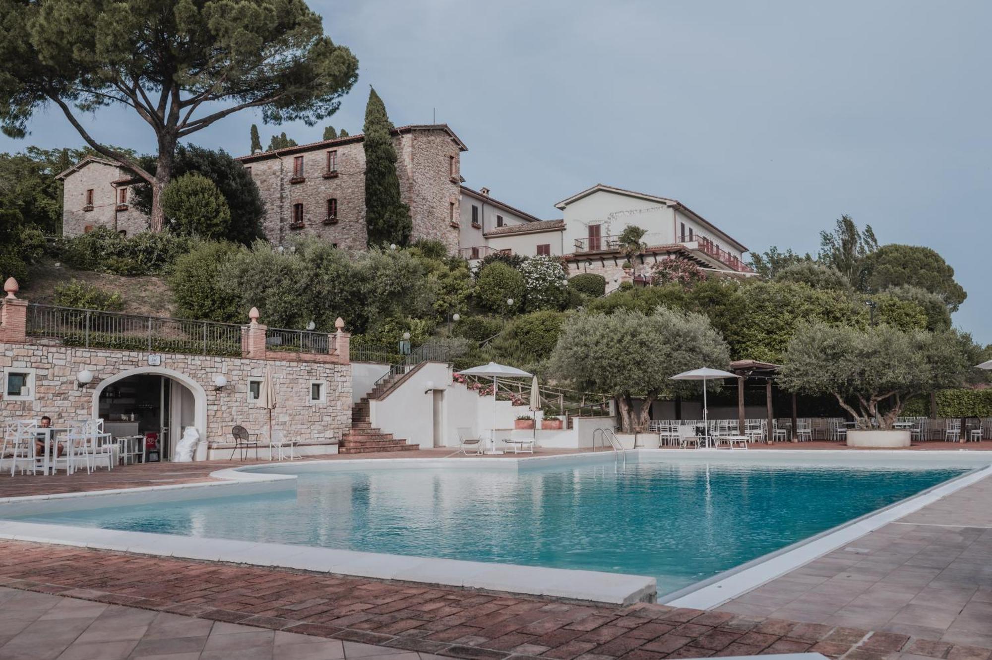 Hotel Bramante Todi Kültér fotó